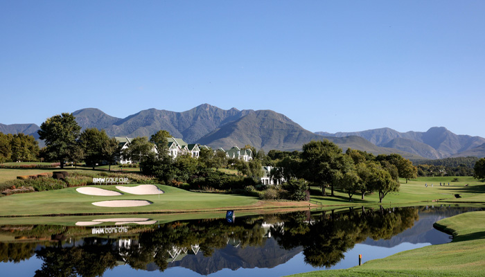 DRIE DAGEN, DRIE LOCATIES.