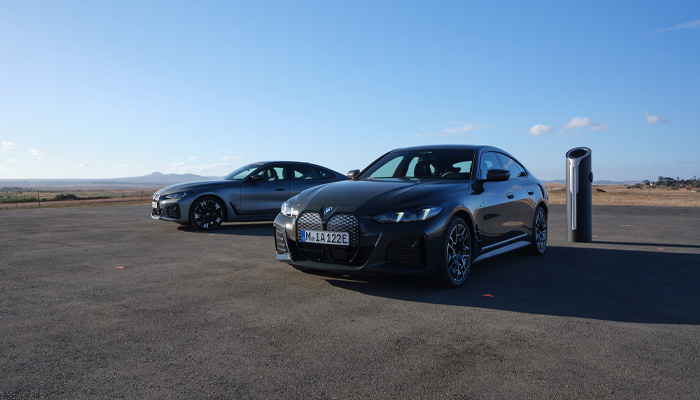 NIEUWE LOOKS: BMW i4 EN 4 SERIE GRAN COUPÉ.