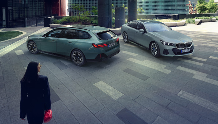 BMW 5 SERIE BEKROOND.